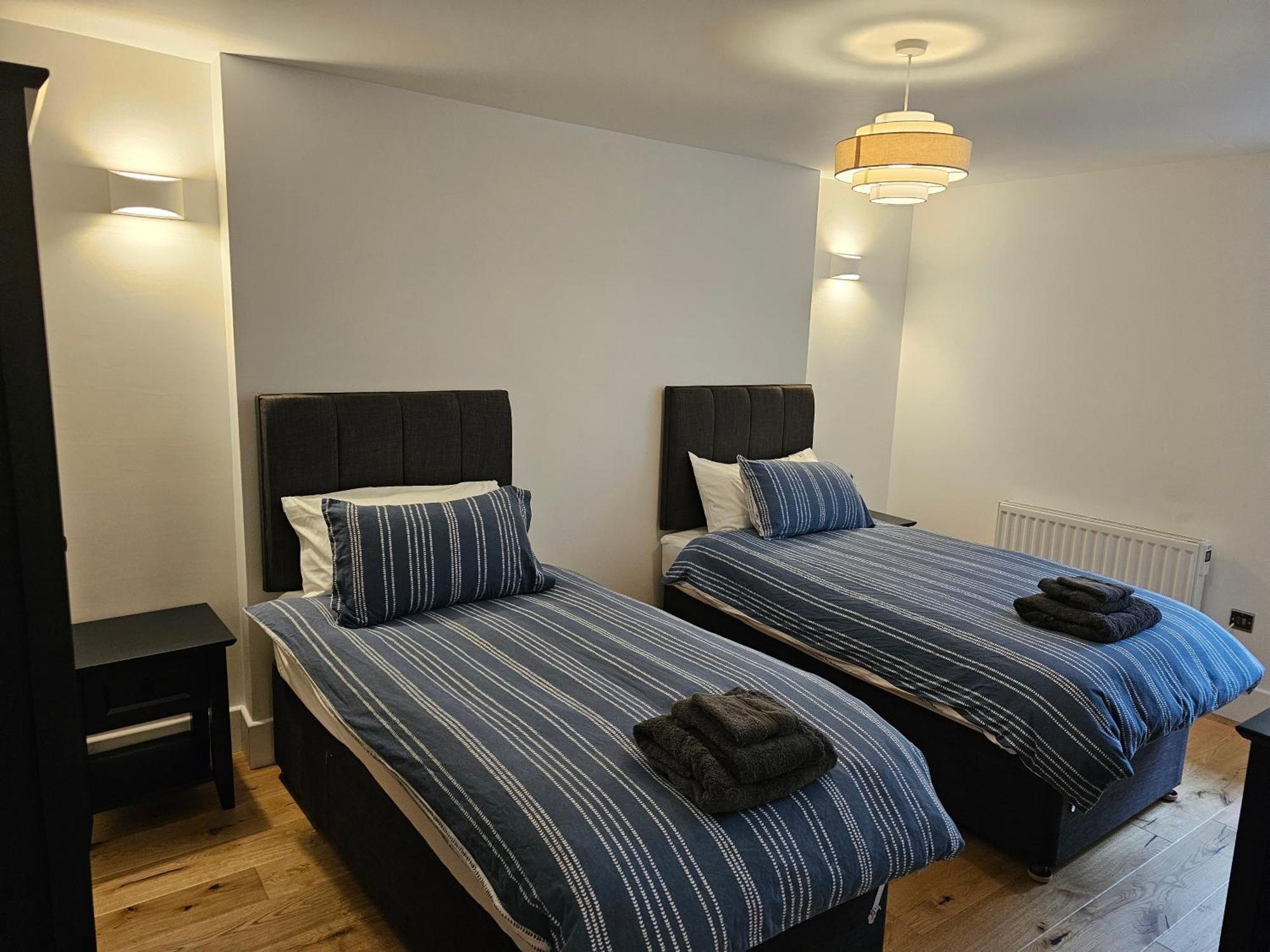 Spacious Modern 2-Bed Parking & Wi-Fi & 65"Oled Bristol Exterior foto